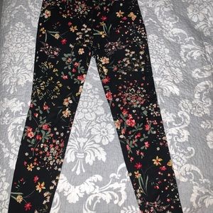 New York & Company Ankle Pants